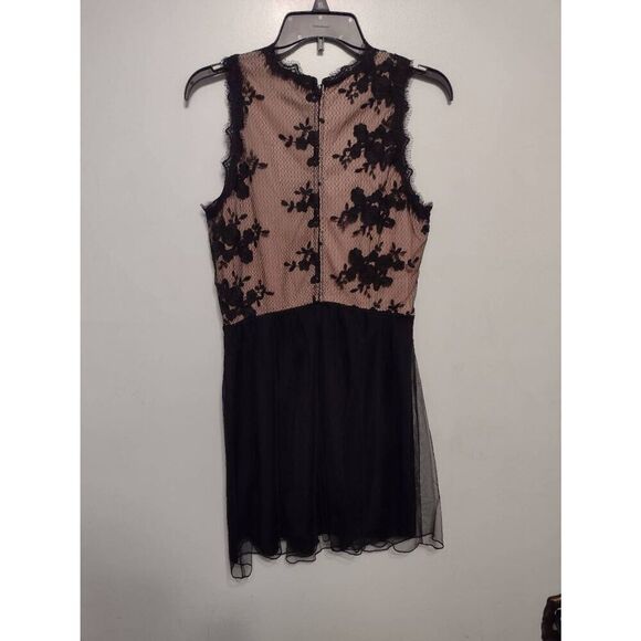 NWT Speechless Size 11Juniors Black Tan Floral Semi Formal Dress - Picture 6 of 6